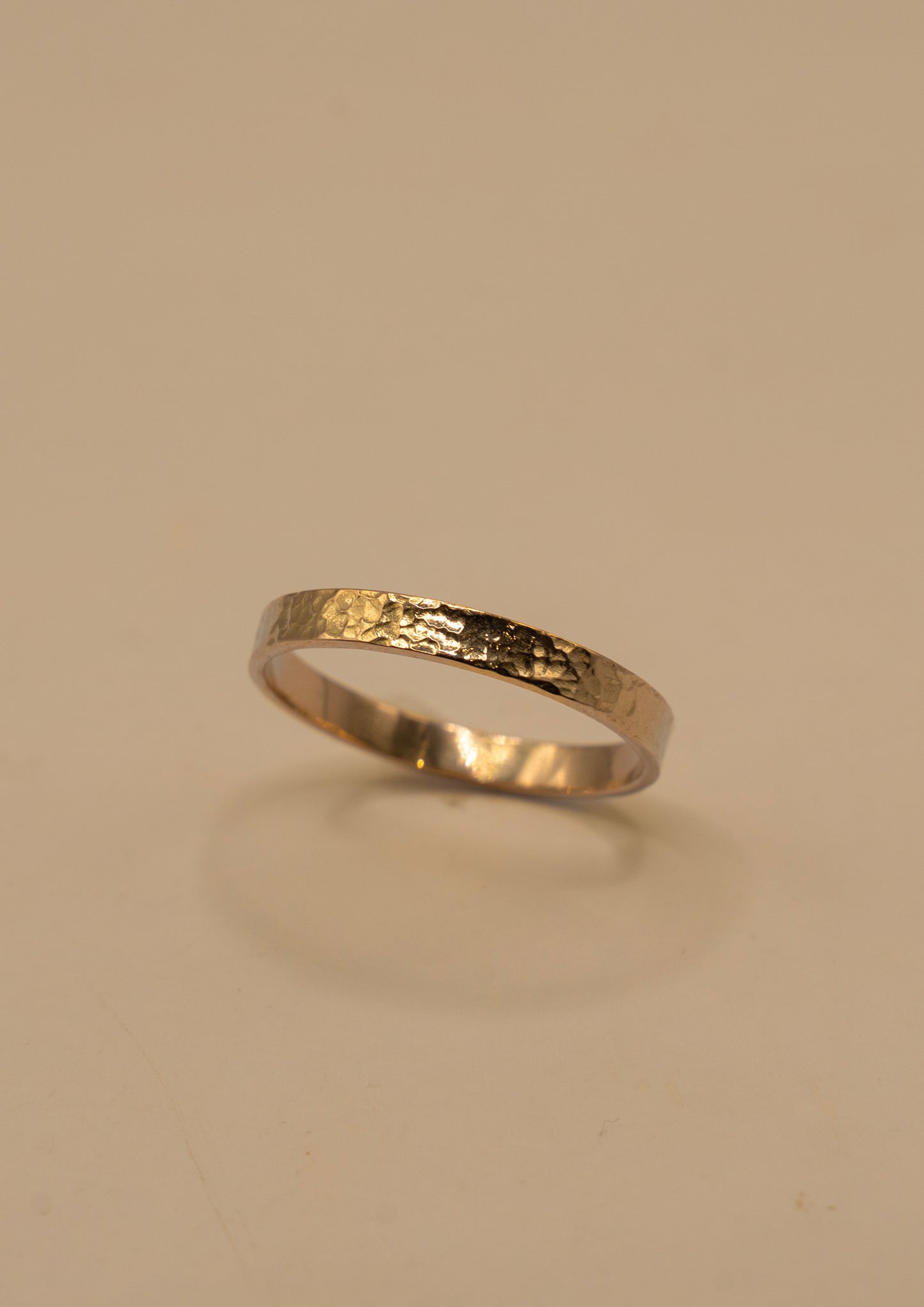 Alliance Or 18k "Martelée"