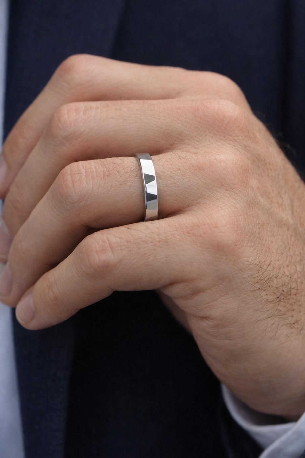 Alliance Or 18k "Facette" Homme